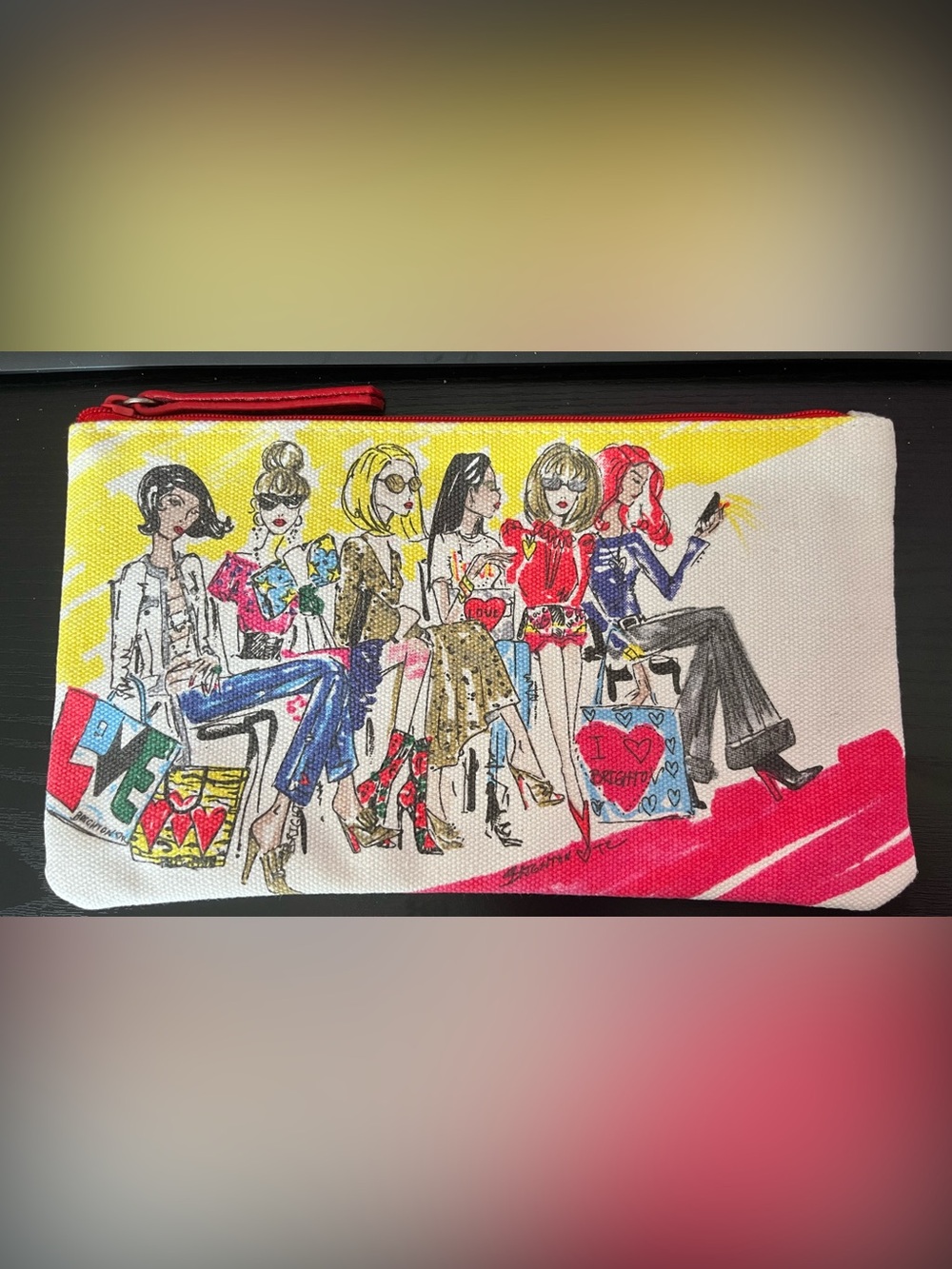 Brighton 2018 Fashionista Canvas Zip Pouch - Picture 1 of 3